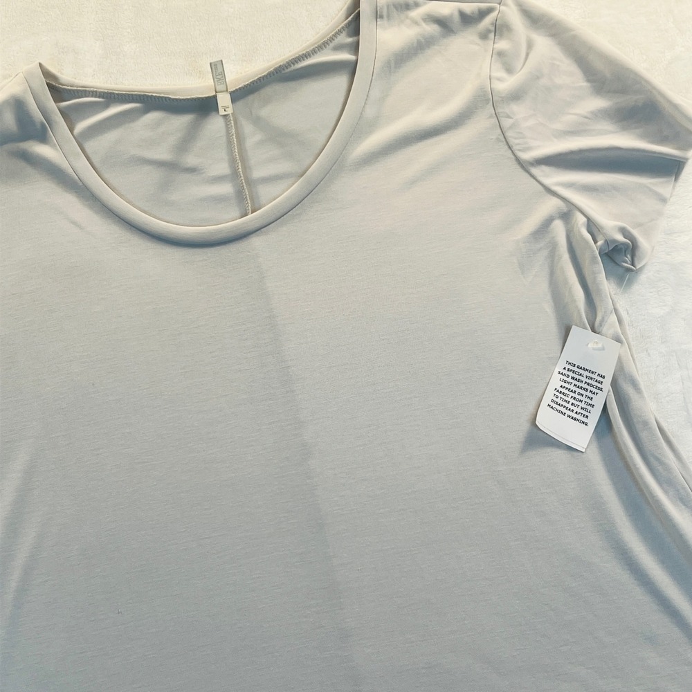 BKE Core Women Gray Sand Wash Short Sleeve Scoop Neck Raw Hem Top Large BCR489